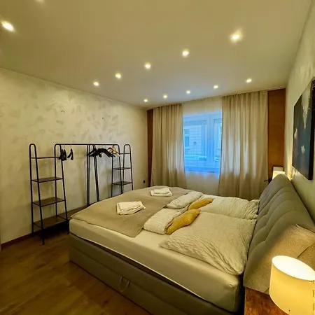 Rustica - Modern Nest Apartements * Wuppertal